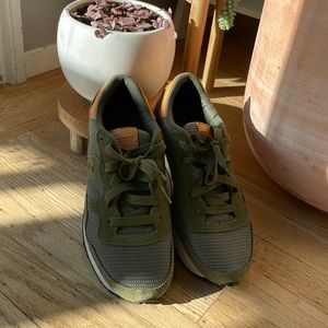 Saucony Sneakers